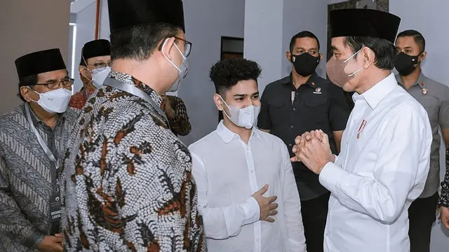 Syakir Daulay bertemu Jokowi dan Anies Baswedan (Foto: Instagram/@syakirdaulay)