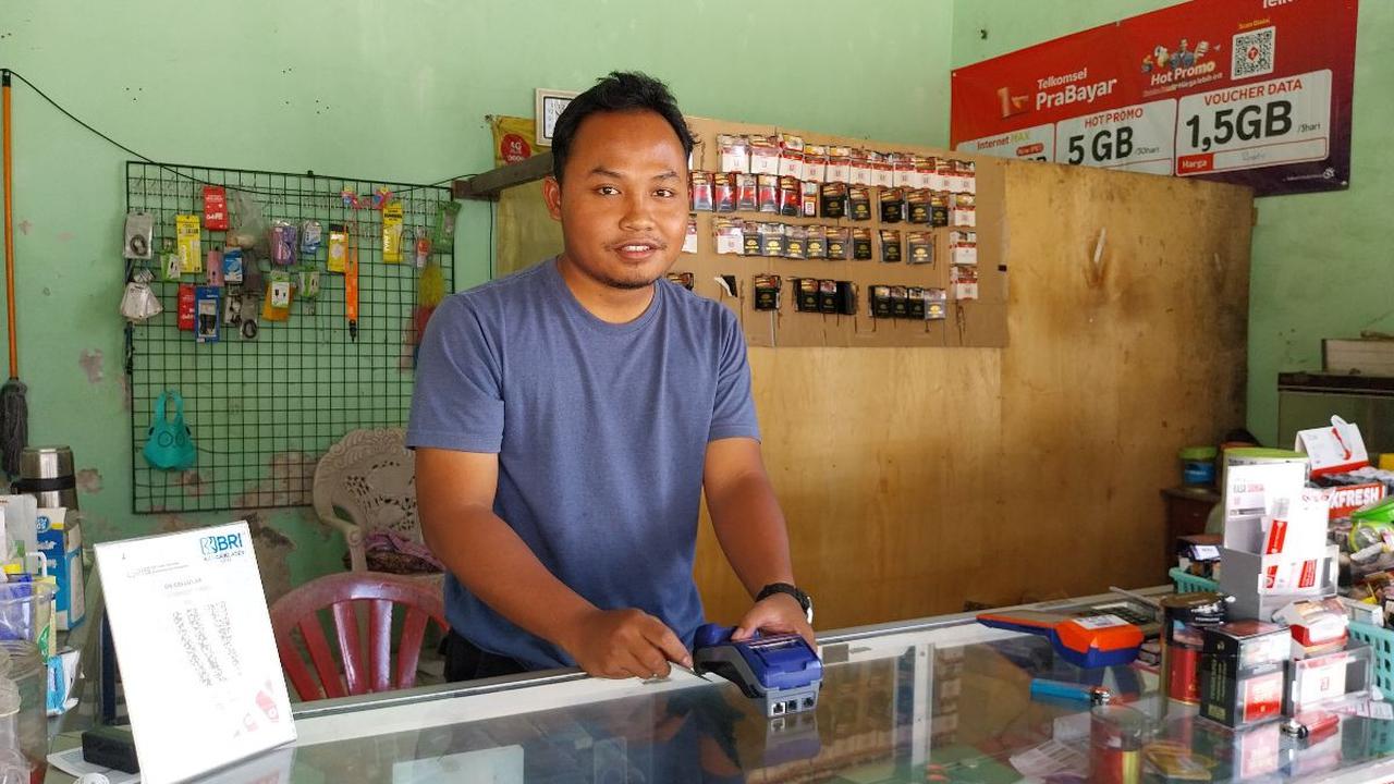 Berawal dari Iseng Buka Konter Pulsa