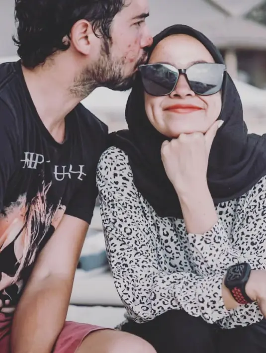 Aryani Fitriana dan Donny Michael (Instagram/donnymichael)