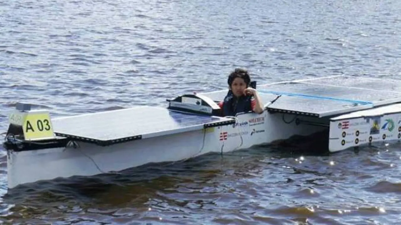 Menengok Si Jagur, Kapal Tenaga Surya karya Mahasiswa UI