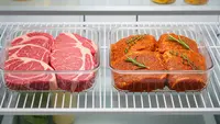 Simpan Daging Kurban Tanpa Bumbu atau Sudah Dibumbui, Mana yang Lebih Awet?