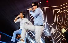 5 Potret Aksi Panggung El Rumi Lagi-Lagi Jadi Vokalis Magang The Changcuters, Tampil Keren dengan Kemeja Biru dan Kacamata Hitam
