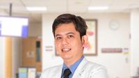 Reinaldo Alexander, dokter spesialis penyakit dalam Siloam Hospitals Bekasi,