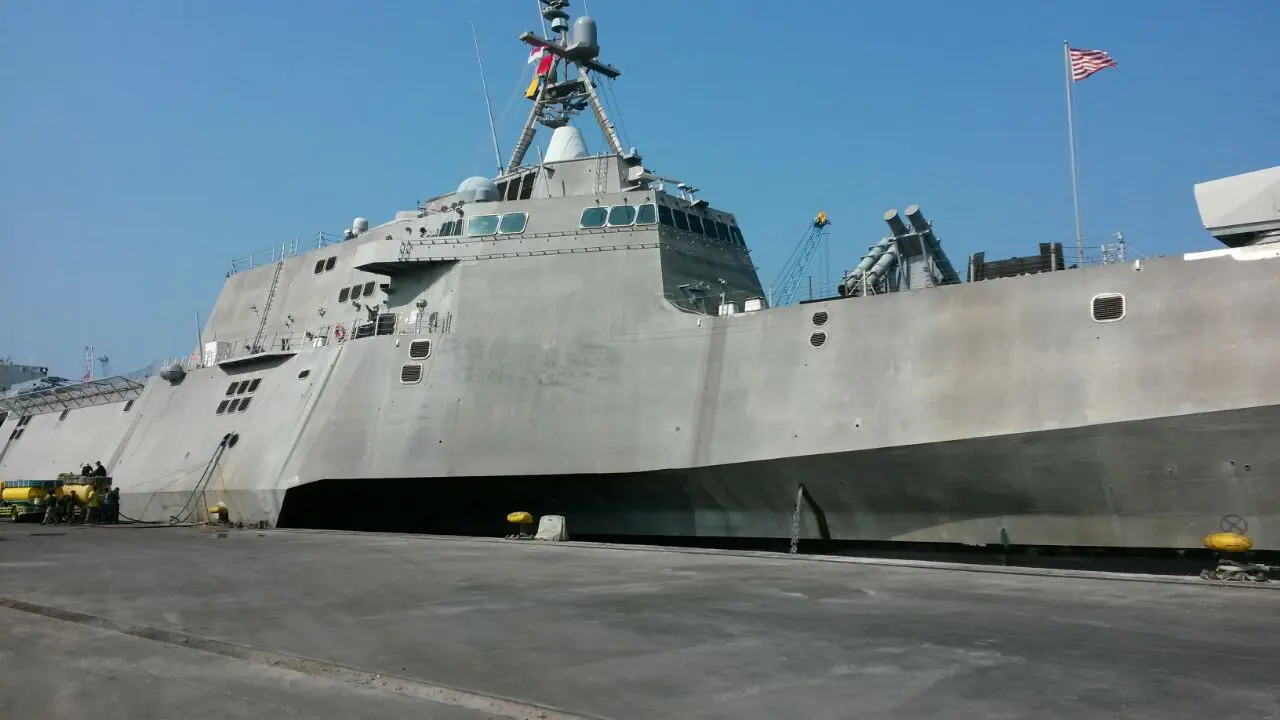 USS Coronado berlabuh di Pelabuhan Tanjung Priok, 14 September 2017 (Rizki Akbar Hasan/Liputan6.com)