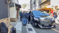 Merek dalam negeri Toyota Alphard sering dipakai bos-bos Yakuza (Youtube/@yakuzapedia)