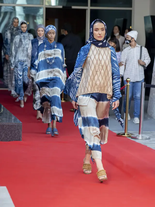 Koleksi Modest Fashion Lokal Mejeng di Dubai Expo