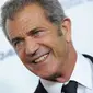 Mel Gibson dianggap sudah terlalu tua untuk tampil kembali sebagai Max Rockatansky alias Mad Max.