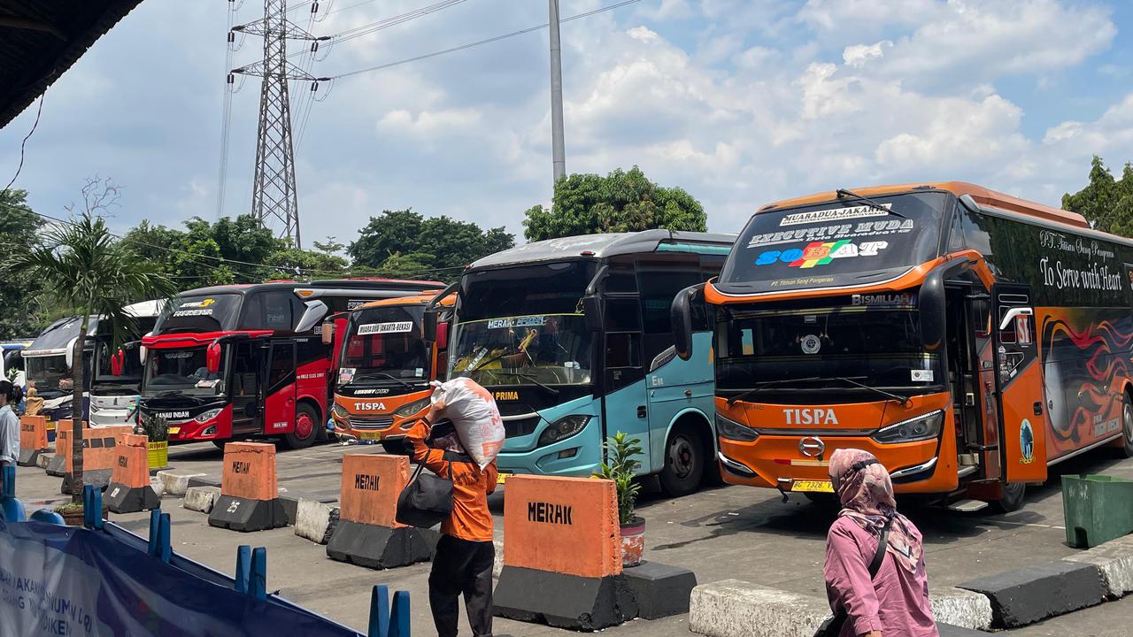 Arus Balik Terminal Kampung Rambutan