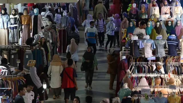 Akibat COVID-19, Pasar Tanah Abang Blok B Alami Penurunan Penjualan