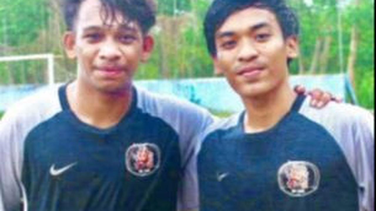Main Bola
