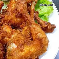 Ilustrasi ayam goreng lengkuas. (foto: Instagram/@betty_cenn)