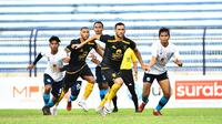 Suasana pertandingan uji coba Persela Lamongan vs Persebaya Surabaya. (dok. Media Officer Persebaya)