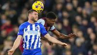 Gelandang Brighton & Hove Albion James Milner baru saja mencatatkan rekor penampilan di Liga Inggris. (AFP/Ben Stansall)