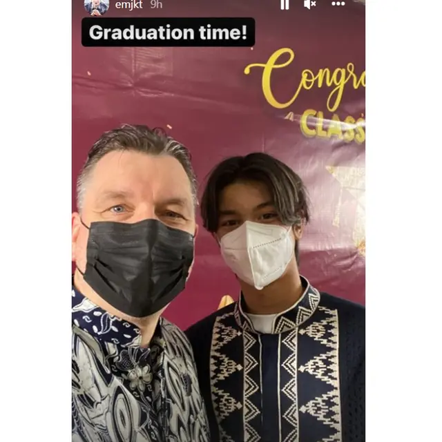 6 Momen Kelulusan SMP Eddy Meijer Anak Maudy Koesnaedi, Penuh Rasa Bangga