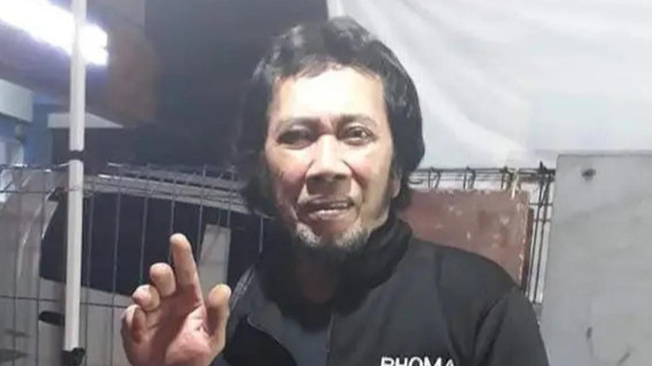 Sempat Kritis di Rumah Sakit, Ini 7 Potret Herry Irama Adik Rhoma Irama yang Meninggal Dunia di Usia 68 Tahun