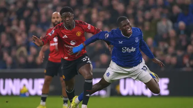 Thierry Henry Pernah Prediksi Thierno Barry Bersinar, Kini Jadi Ancaman Nyata untuk MU