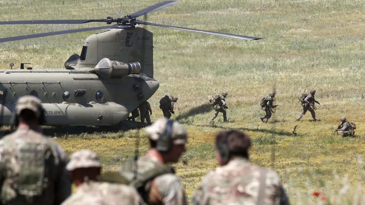 FOTO: Tentara NATO Latihan Militer Swift Response 22 di Makedonia Utara