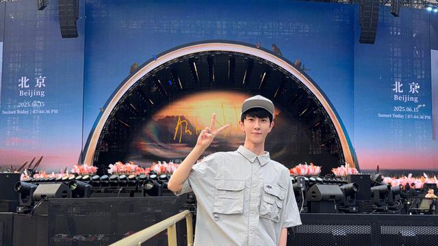 Zhang Zhehan Puncaki Daftar Pria Terganteng Dunia 2025, Yu Menglong ...
