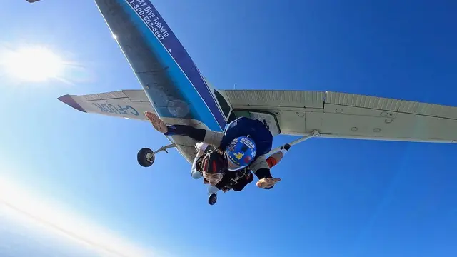 Coba Banyak Olahraga Ekstrem, Ini 7 Momen Natasha Wilona Sky Diving di Kanada