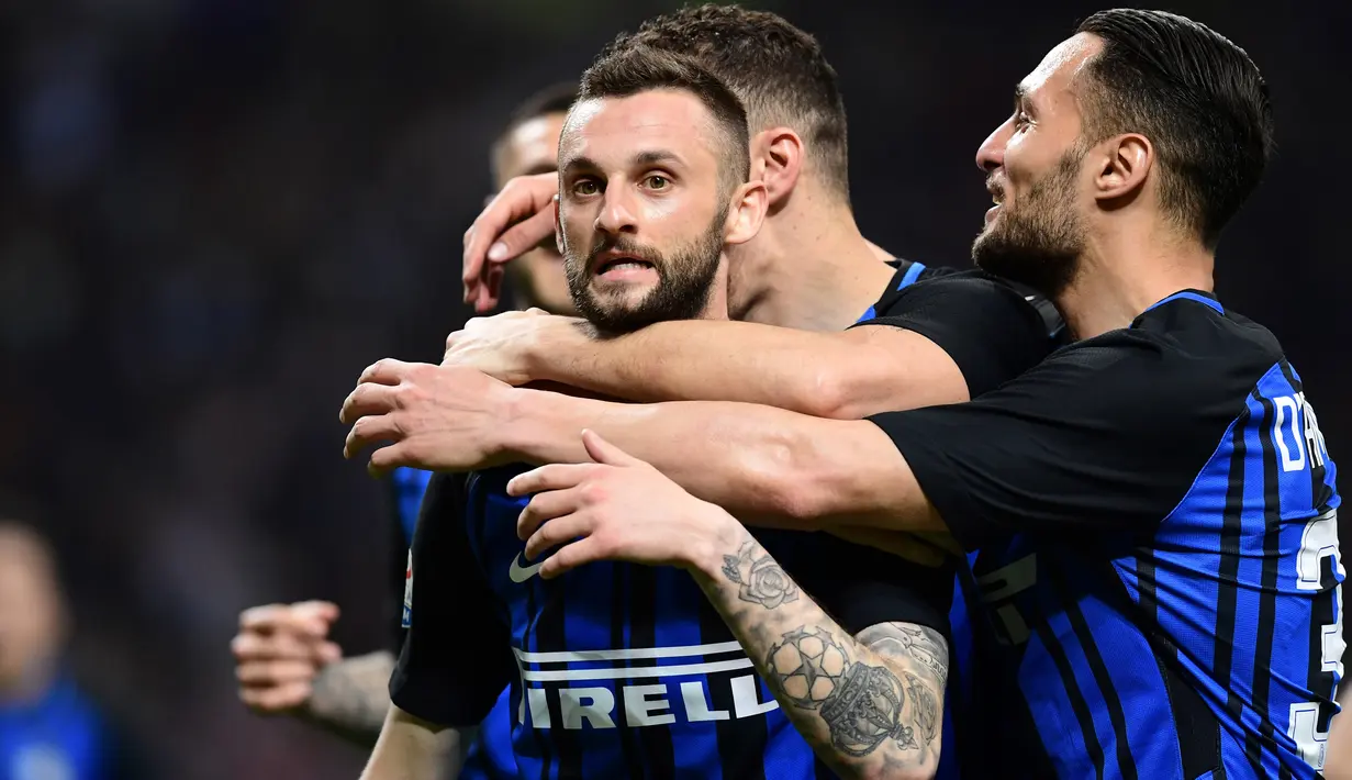 FOTO: Inter Milan Berondong 4 Gol ke Gawang Cagliari - Foto Liputan6.com