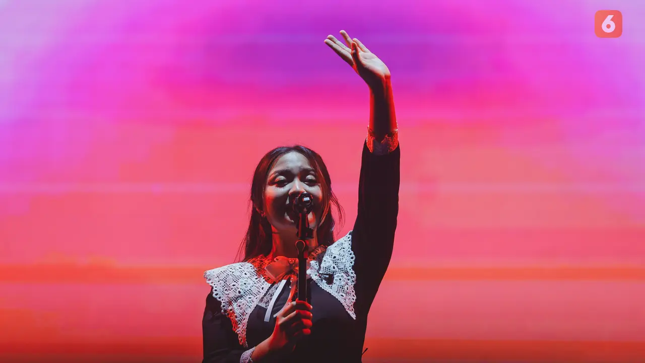 Foto: Penampilan Bernadya Semarakkan Hari Pertama KapanLagi Buka Bareng BRI Festival 2025