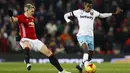 Pemain Manchester United, Bastian Schweinsteiger kembali beraksi dilapangan saat timnya melawan West Ham United pada laga Piala Liga Inggris di Stadion Old Trafford, (30/11/2016). MU menang 4-1. (Reuters/Jason Cairnduff)