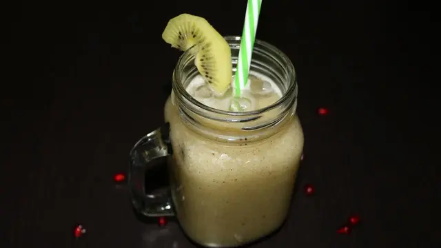 Ilustrasi Jus Kiwi