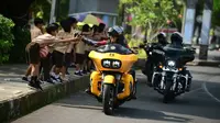Komunitas motor gede (moge) Bintaro Brothers menggelar touring sekaligus santunan  santunan kepada anak yatim di Jogjakarta, Minggu 28 Mei 2023. (Istimewa)
