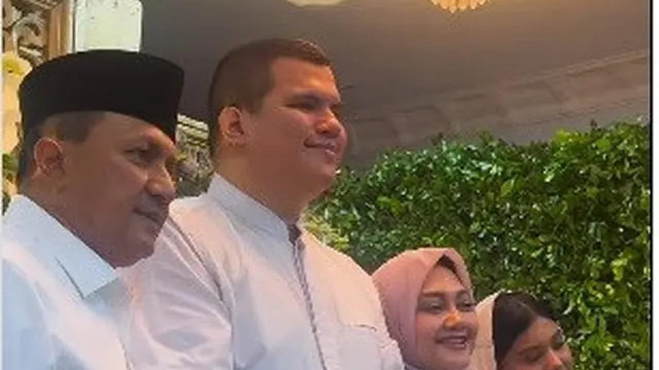8 Potret Kedekatan Bella Saphira dengan Putra Sambungnya, Momen Pengajian saat Mantu Bikin Haru