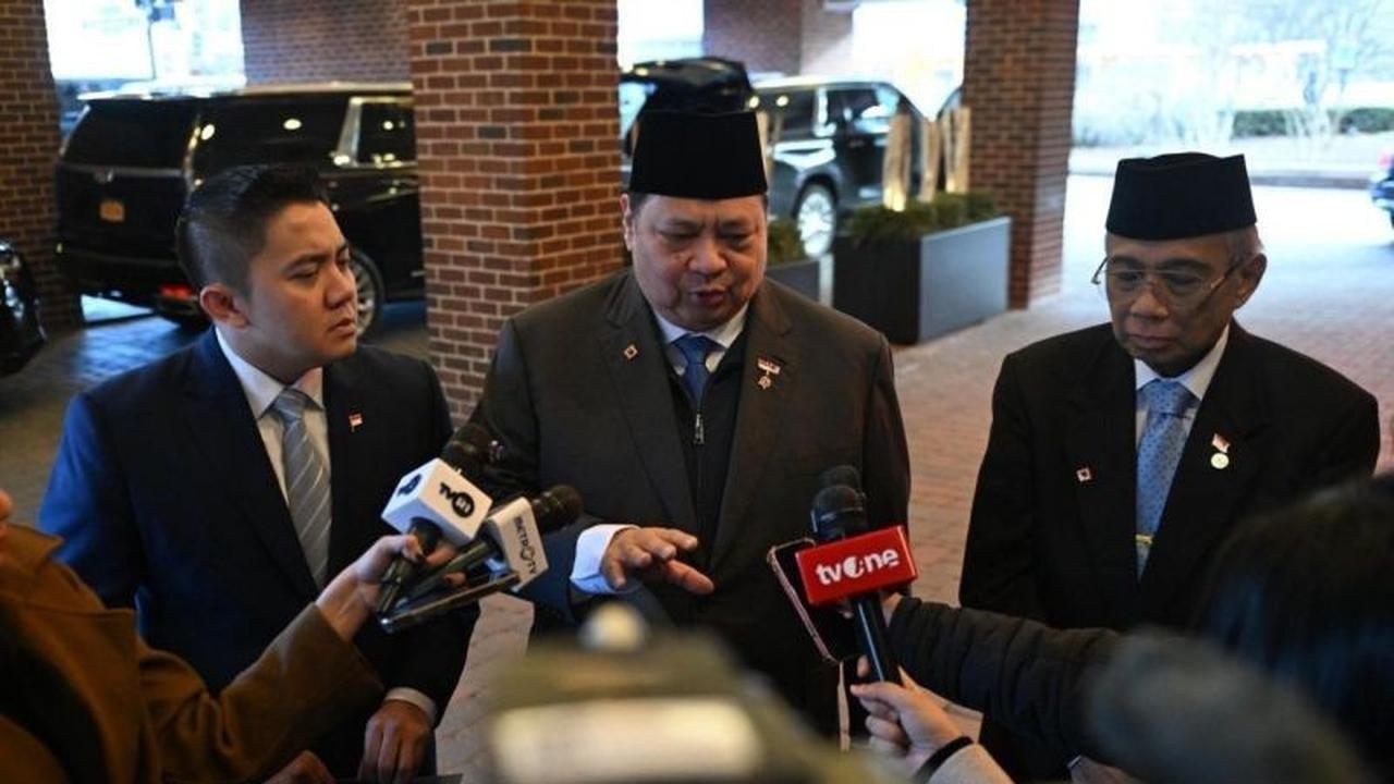 Presiden Prabowo Perintahkan Jajaran Kaji Dampak Pembatalan Tarif Trump oleh MA AS
