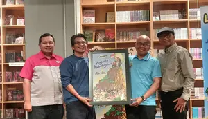 Buku Pengantar Kebahagiaan, Menyusuri Cerita di Balik Langkah Para Kurir