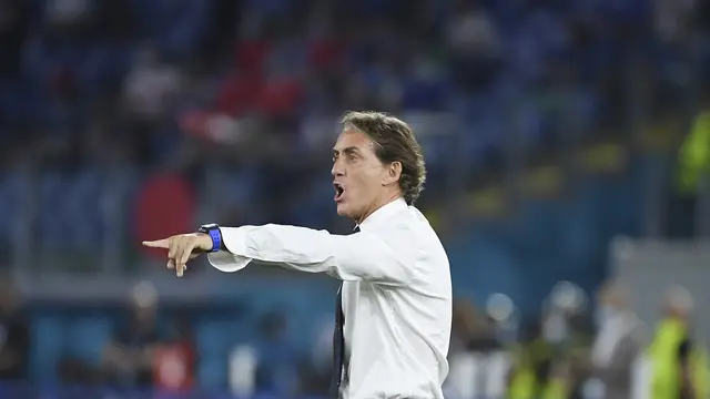 Manuel Locatelli Dua Gol, Italia Kalahkan Swiss 3-0