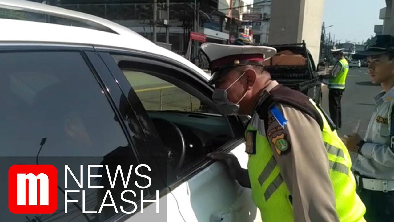 VIDEO: Hari Kedua Ganjil Genap, 30 Mobil di Fatmawati Ditilang
