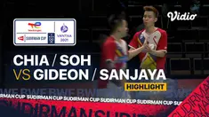Berita video highlights ganda putra Indonesia, Marcus Gideon / Kevin Sanjaya yang kalah dari pasangan Malaysia, Aaron Chia/Soh Wooi Yik pada perempat final Piala Sudirman 2021, Jumat (1/10/2021) malam hari WIB.