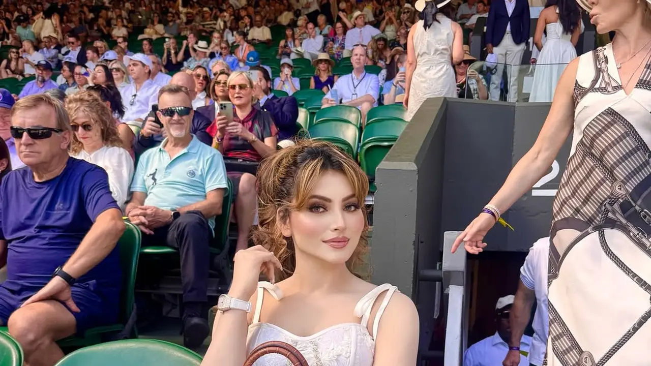 Tenteng Hermes Birkin & 4 Boneka Labubu, Gaya Artis India Urvashi Rautela di Wimbledon Jadi Bahan Meme