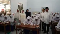 Menteri Kesehatan Terawan Agus Putranto saat melakukan penyuluhan singkat soal kesehatan pada para santriwati di Pondok Modern Darussalam Gontor Putri, Ngawi, Jawa Timur (Biro Pers Kementerian Kesehatan Republik Indonesia)