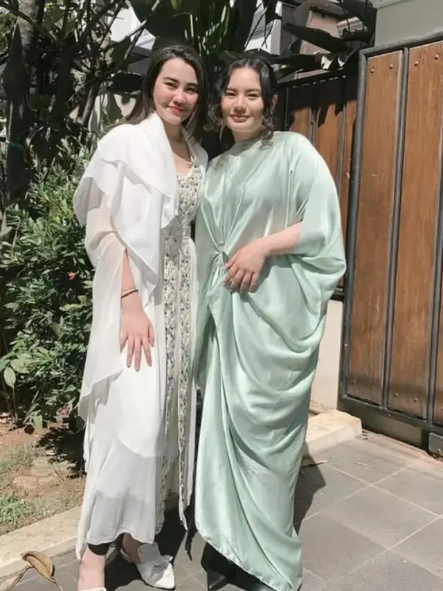 Aaliyah Massaid dengan busana tertutup (Instagram/aaliyah.massaid)