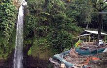 Nestapa Curug Luhur dikelola WN Tunisia kini diselimuti sampah