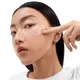 Rutinitas skincare sebelum menghadiri acara outdoor membantu menjaga kulit tetap terlindungi dari paparan sinar matahari dan polusi. (Foto/Dok: YSL Beauty Indonesia)