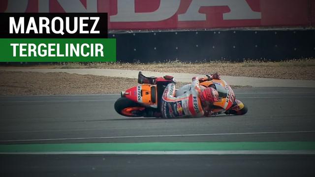 Berita video Pebalap Repsol Honda, Dani Pedrosa, catatkan waktu tercepat dan rekannya Marc Marquez tergelincir pada tes MotoGP hari terakhir di Sirkuit Buriram, Thailand, Minggu (18/2/2018).