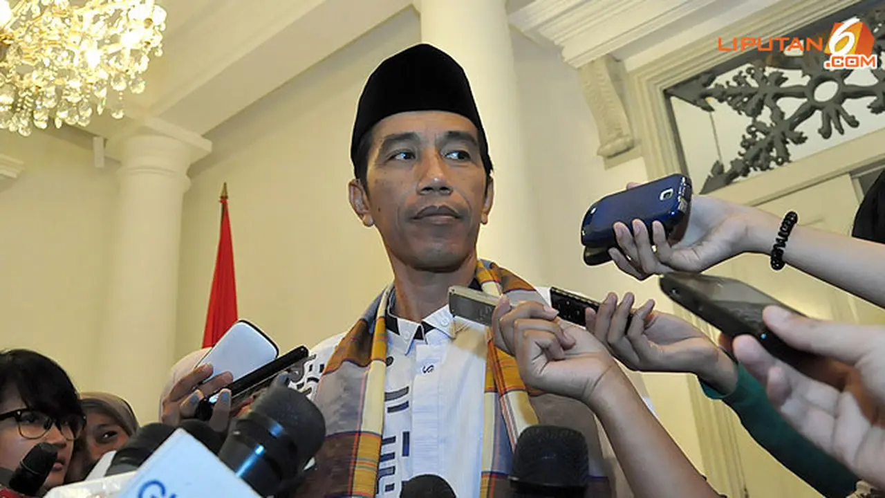 jokowi-nyapres-130708-b.jpg