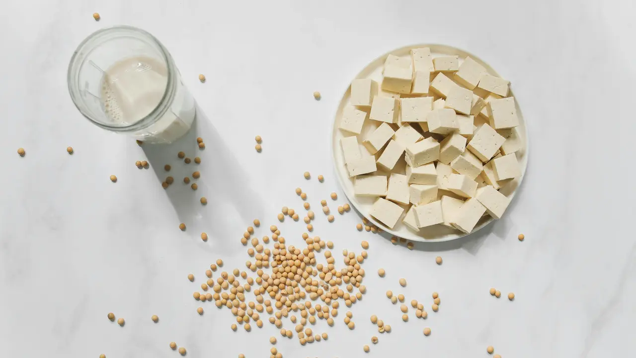 Mana yang Lebih Baik antara Protein Hewani dan Nabati untuk Berat Badan?