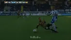 Tekel gunting pemain Hacken, Rasmus Lindgren nyaris celakakan lawannya. This video is presented by BallBall.