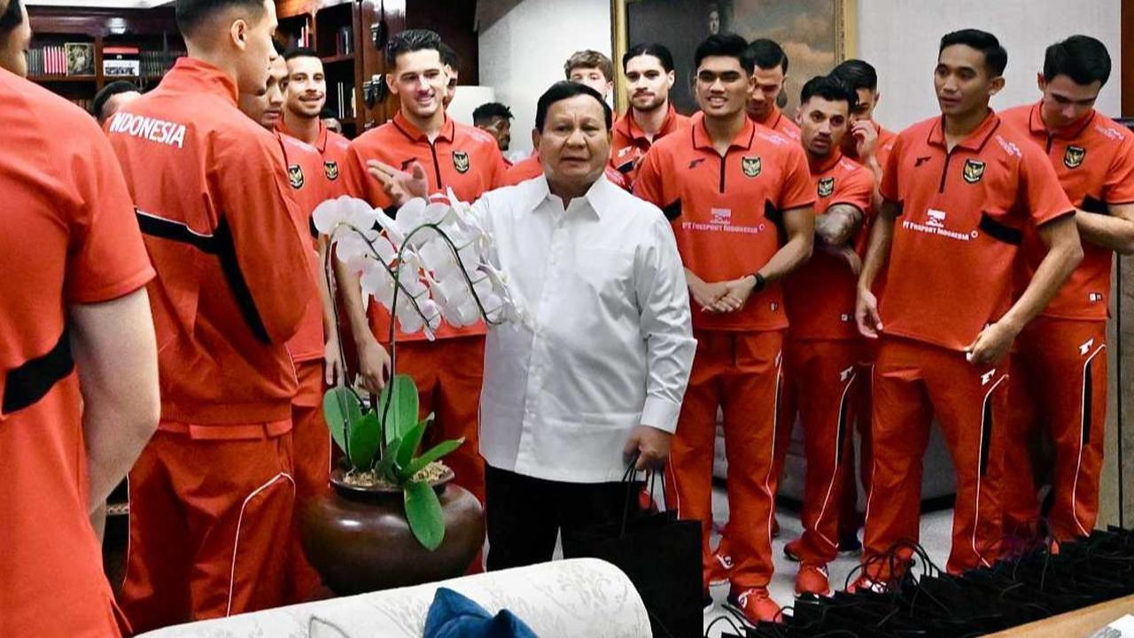 Para Pemain Timnas Indonesia hadiri jamuan makan siang di kediaman Prabowo