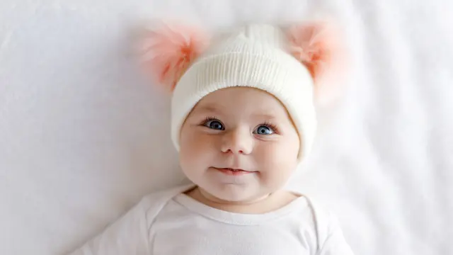 Bayi perempuan (iStockphoto)