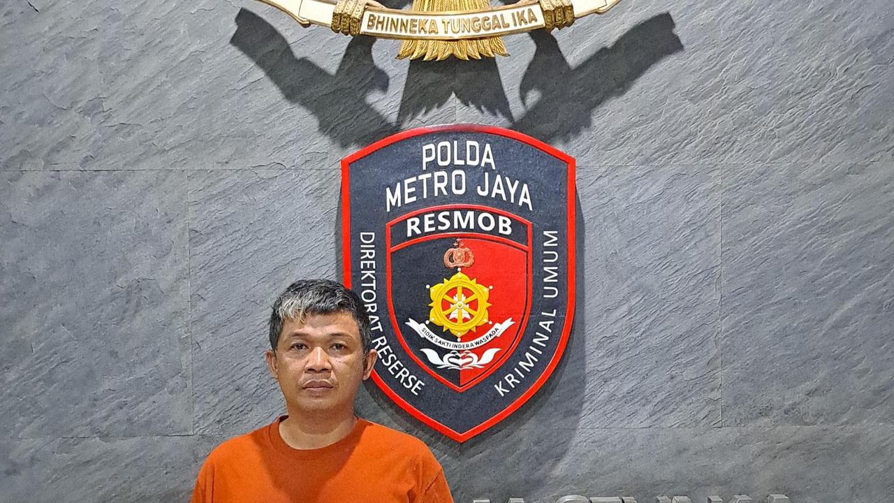 Tampang Preman Ancam Pensiunan Polisi di Pasar Induk Kramat Jati