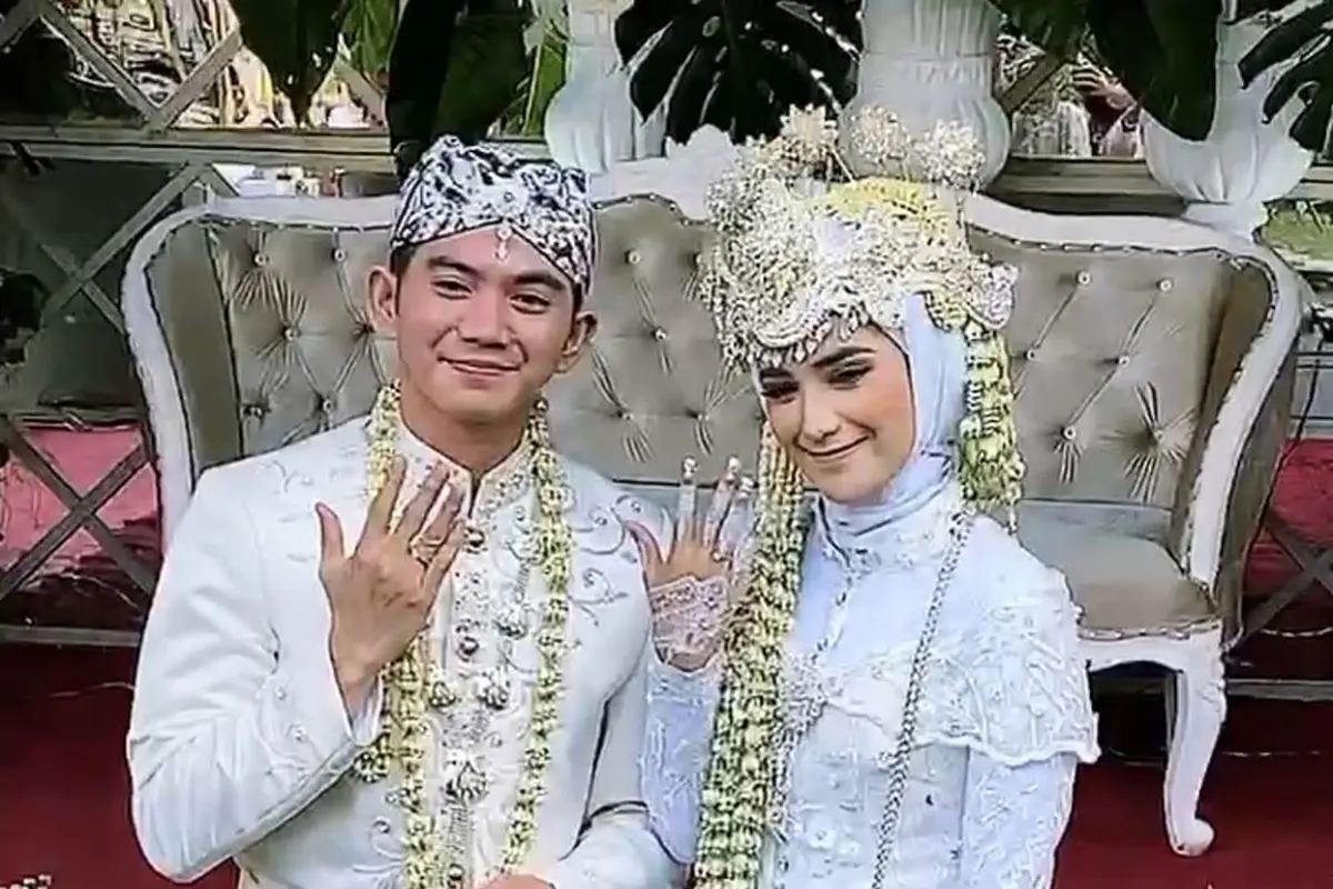 7 Potret Nadya Mustika Rahayu, Istri Rizki D'Academy