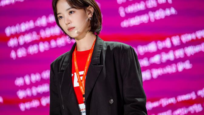 Kang Han Na Potong  Rambut  Pendek  Demi  Drama Start Up 