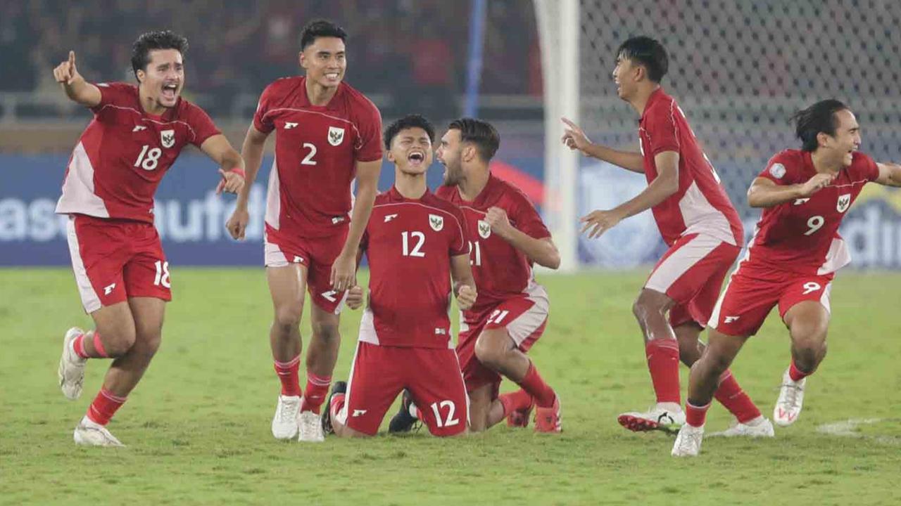 FOTO: Garuda Muda ke Final! Indonesia Tundukkan Thailand Lewat Adu Penalti Menegangkan 7-6