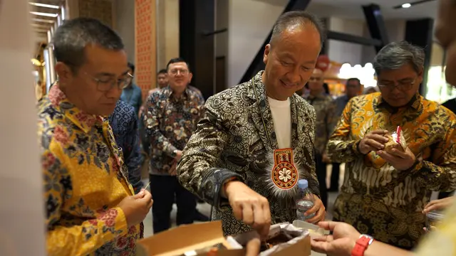 Menteri Perindustrian Agus Gumiwang Kartasasmita dalam acara Pembukaan Rangkaian Sagu Expo di Jakarta, Rabu (2/10/2024). (Dok Kemenperin)